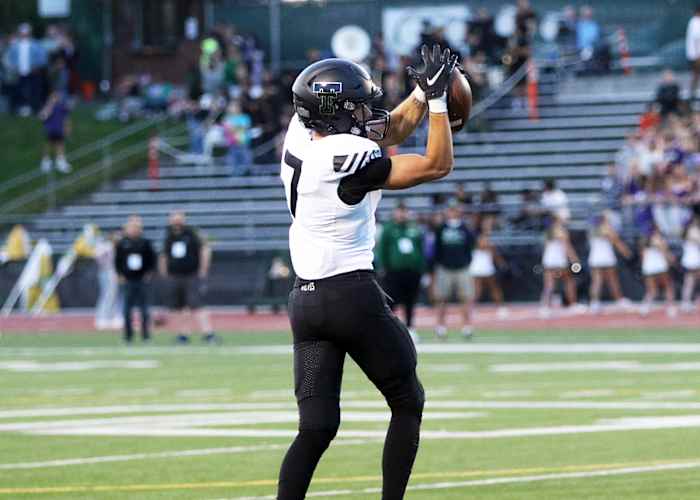 a Tualatin Jesuit football Oregon September 22 2023 Dan Brood 18